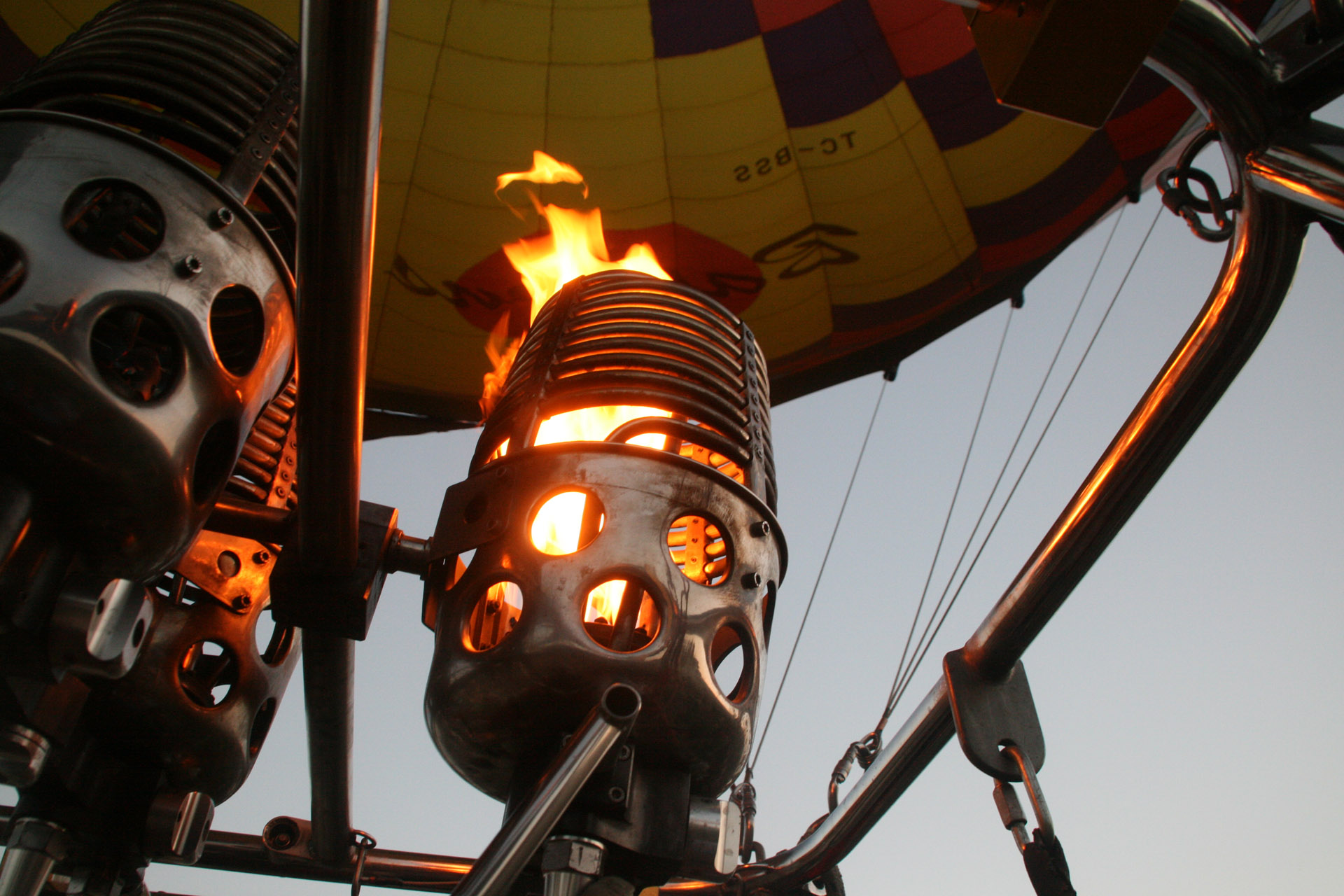 decollage vol touristique montgolfière perigord activite insolite dordogne vallee perigord noir ldd 7
