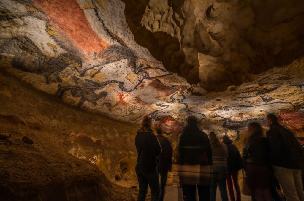 decouverte lascaux art parietal actualite montgolfiere du perigord