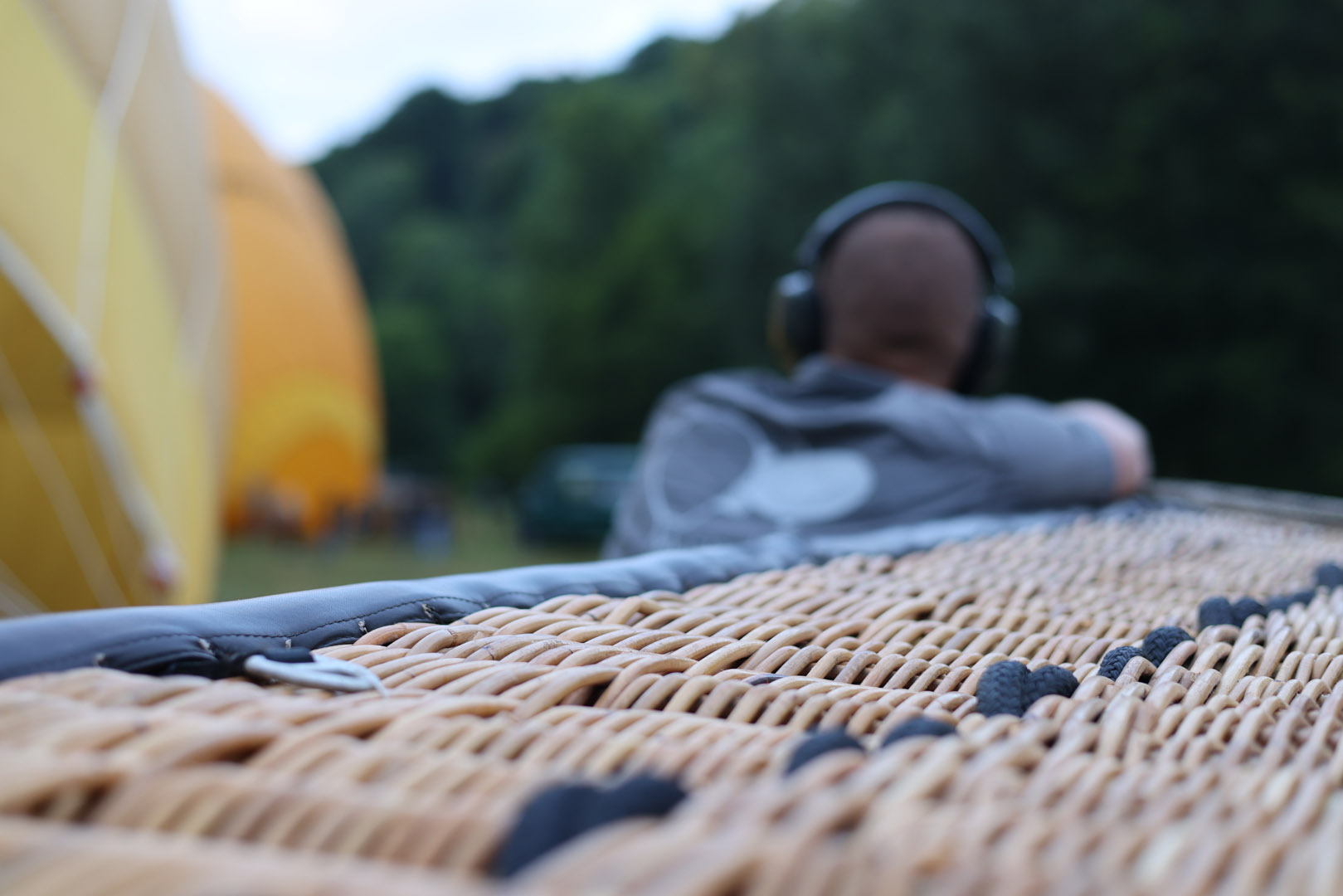 pilote montgolfière perigord activite insolite dordogne vallee perigord noir