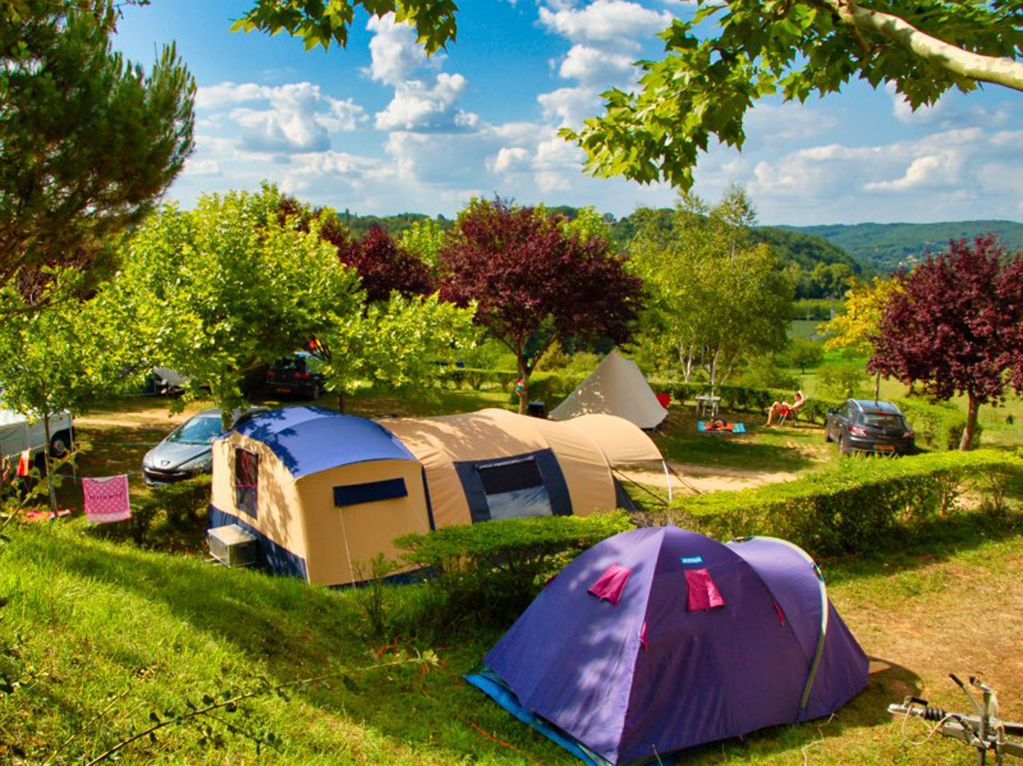presentation camping pech de caumont partenaire vol montgolfiere du perigord dordogne 2